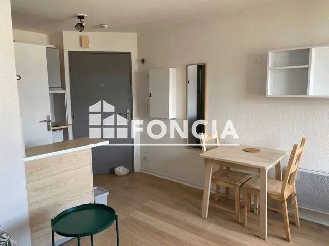 Appartement à louer, 18m², Caen