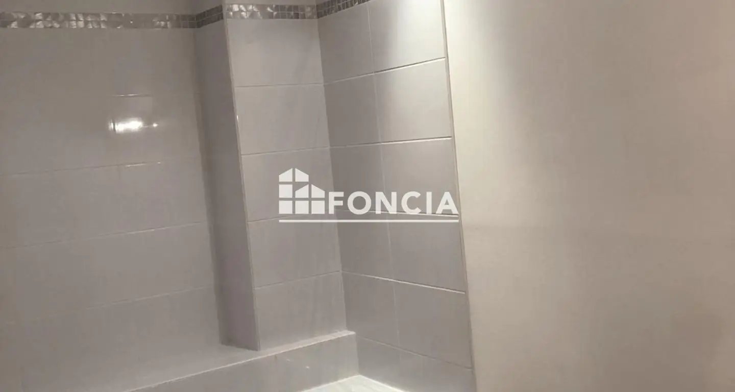 Appartement à louer, 64m², Aix-en-Provence