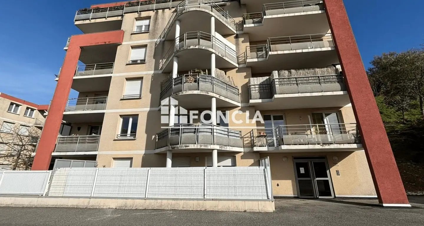 Appartement à louer, 34m², Valence
