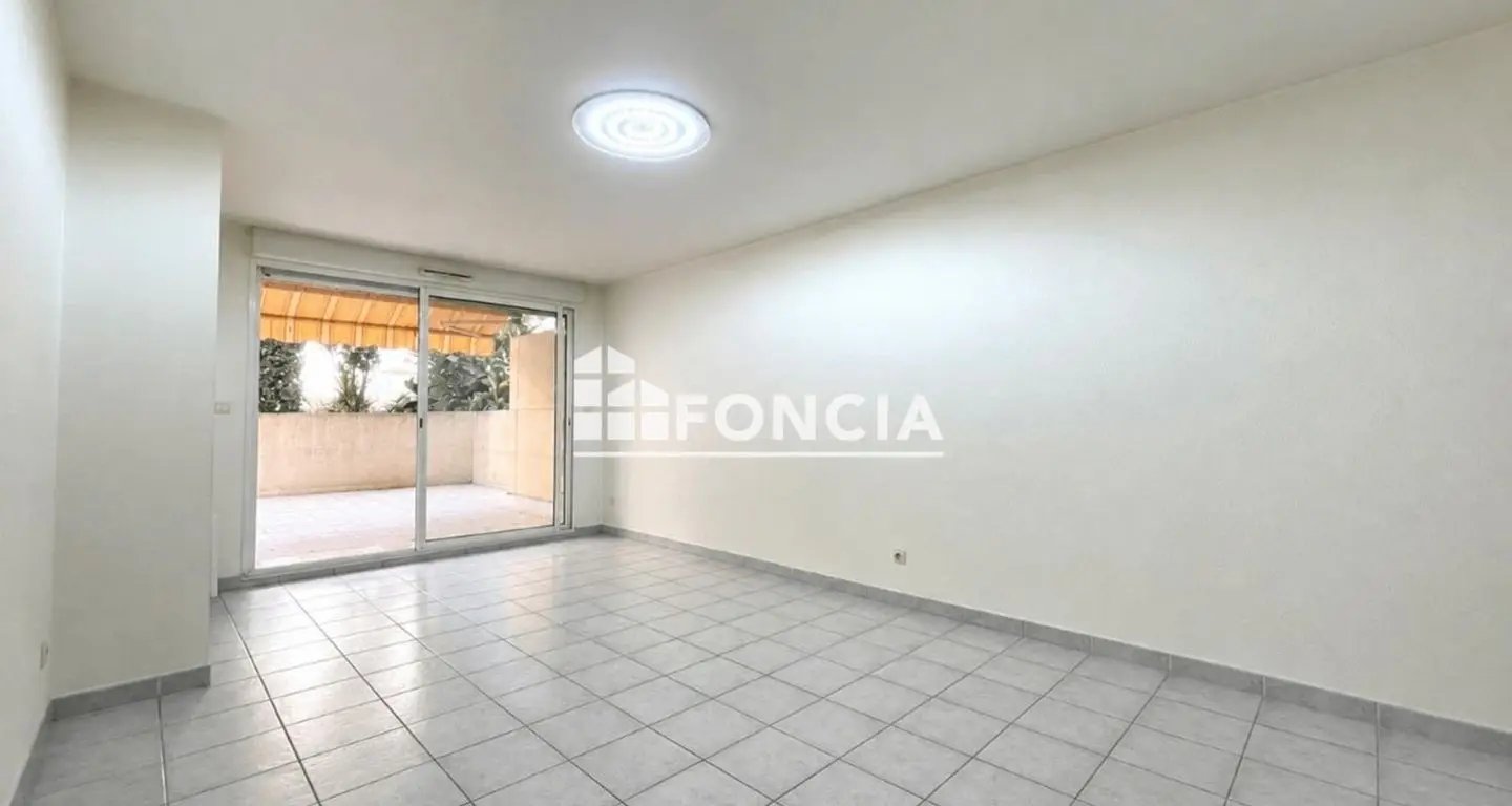 Appartement à louer, 48m², Toulon