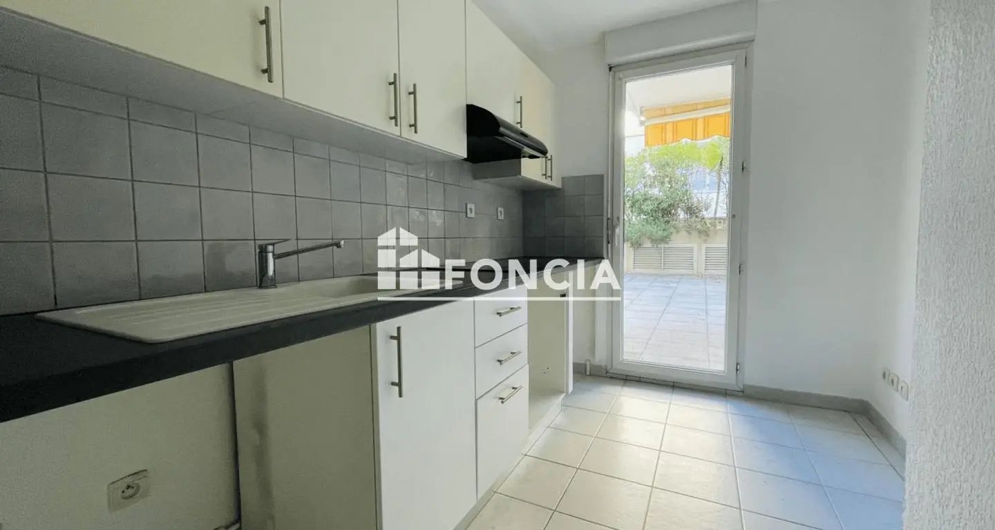 Appartement à louer, 48m², Toulon
