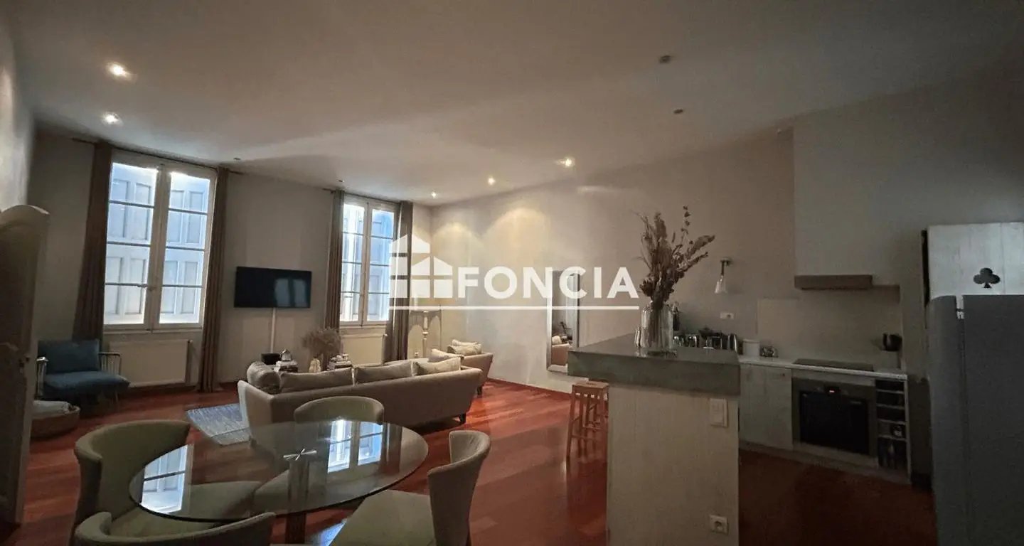 Appartement à louer, 76m², Aix-en-Provence