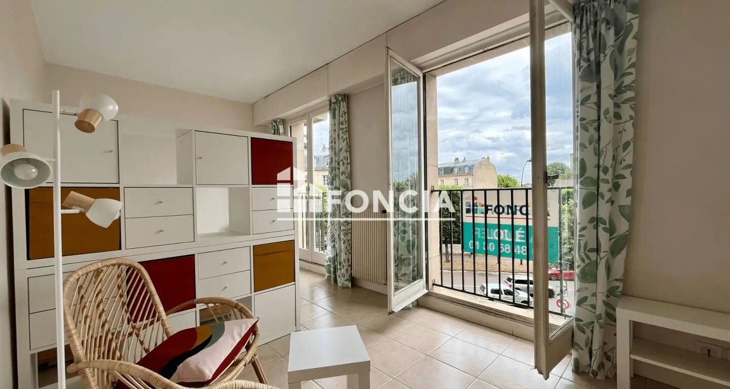 Appartement à louer, 27m², Versailles