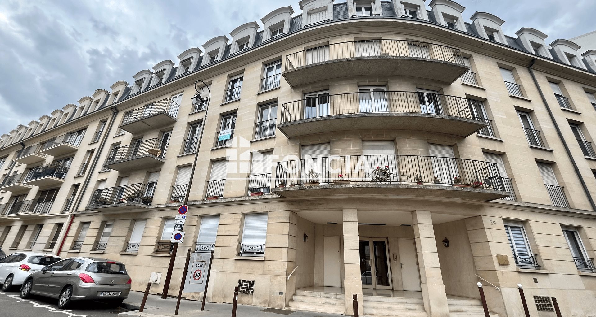Appartement à louer, 27m², Versailles