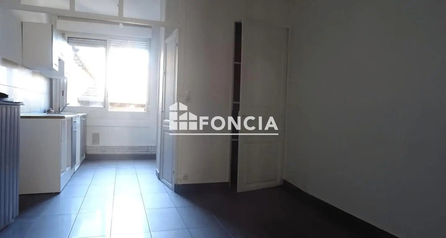 Appartement à louer, 45m², Vienne