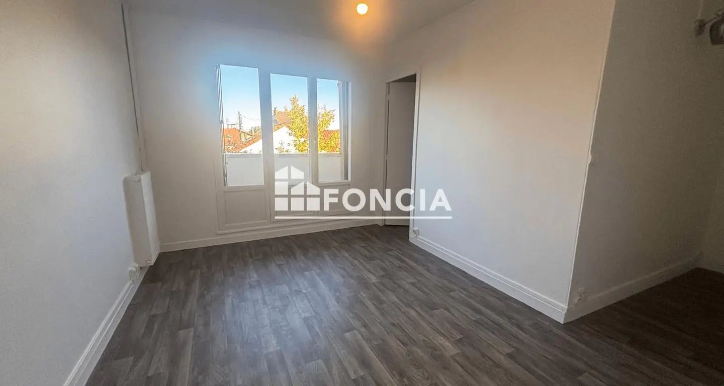 Appartement à louer, 54m², Les Mureaux