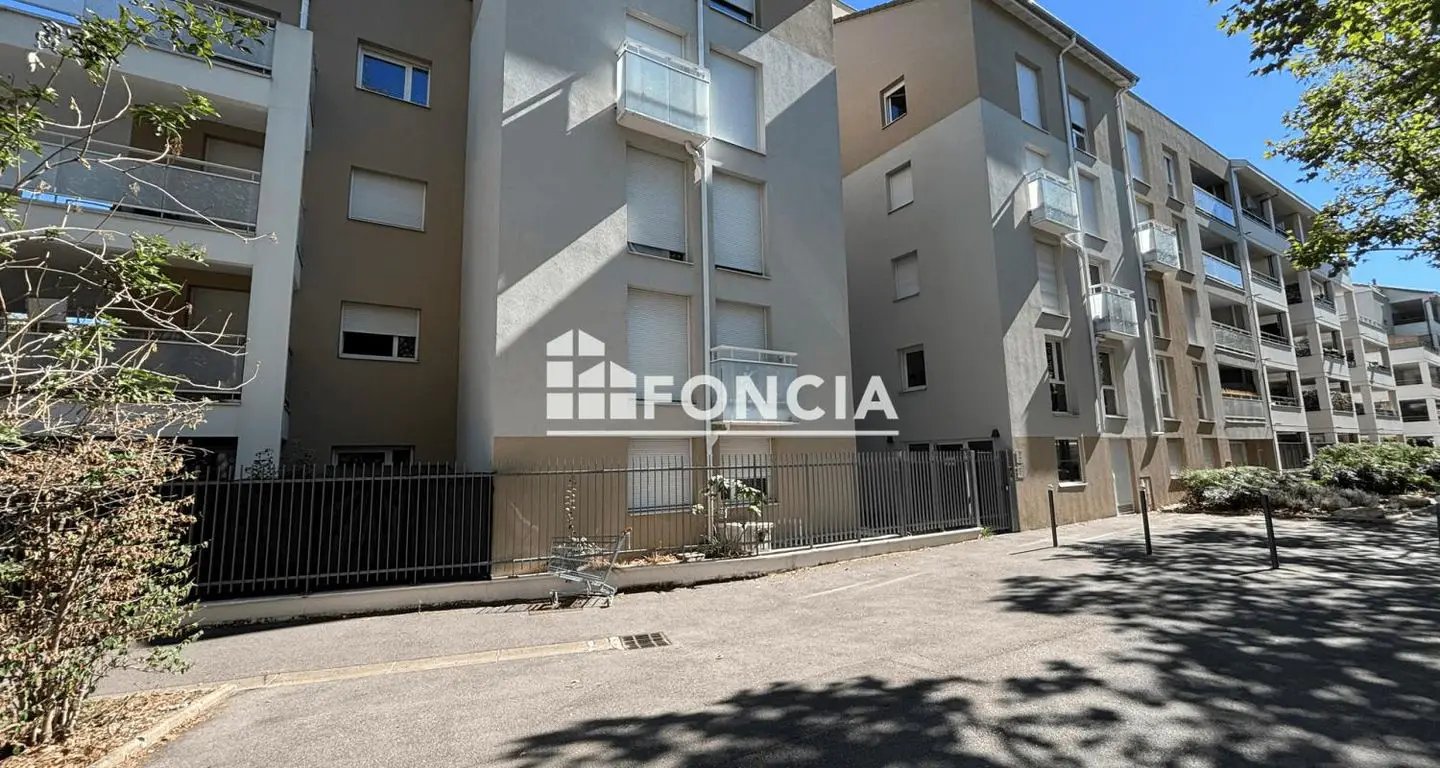 Appartement à louer, 31m², Vénissieux