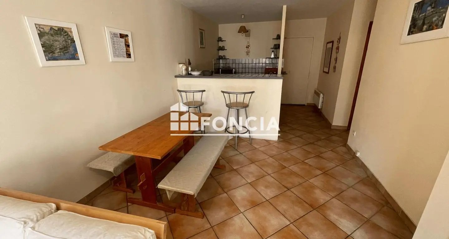 Appartement à louer, 43m², La Cadière-d'Azur
