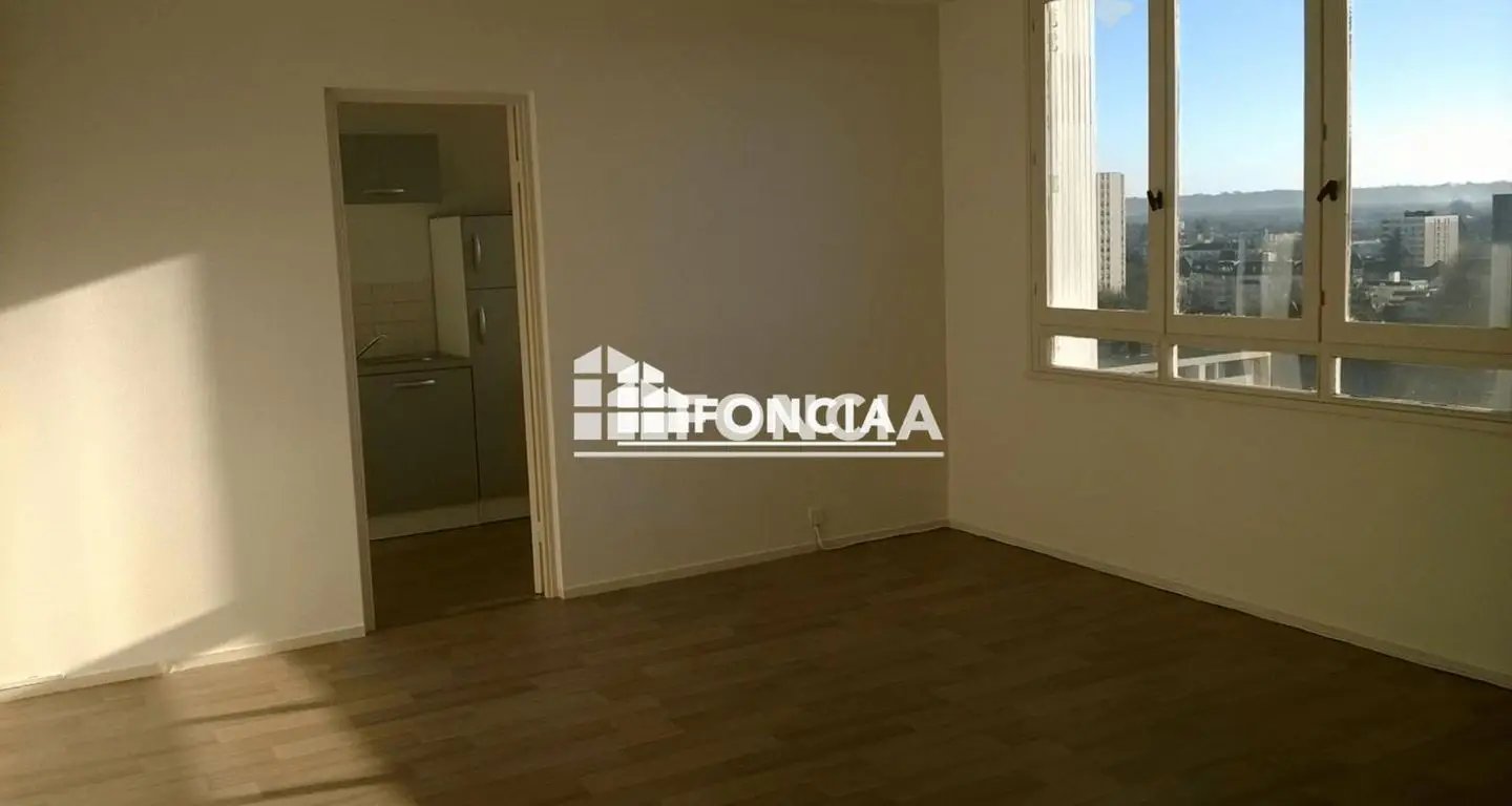Appartement à louer, 38m², Pau