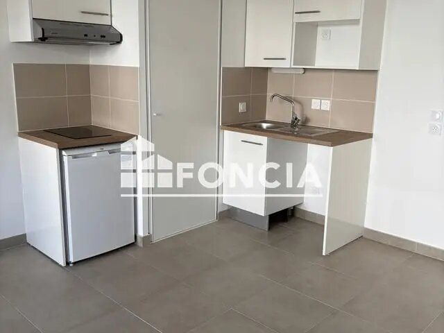 Appartement à louer, 38m², Arles