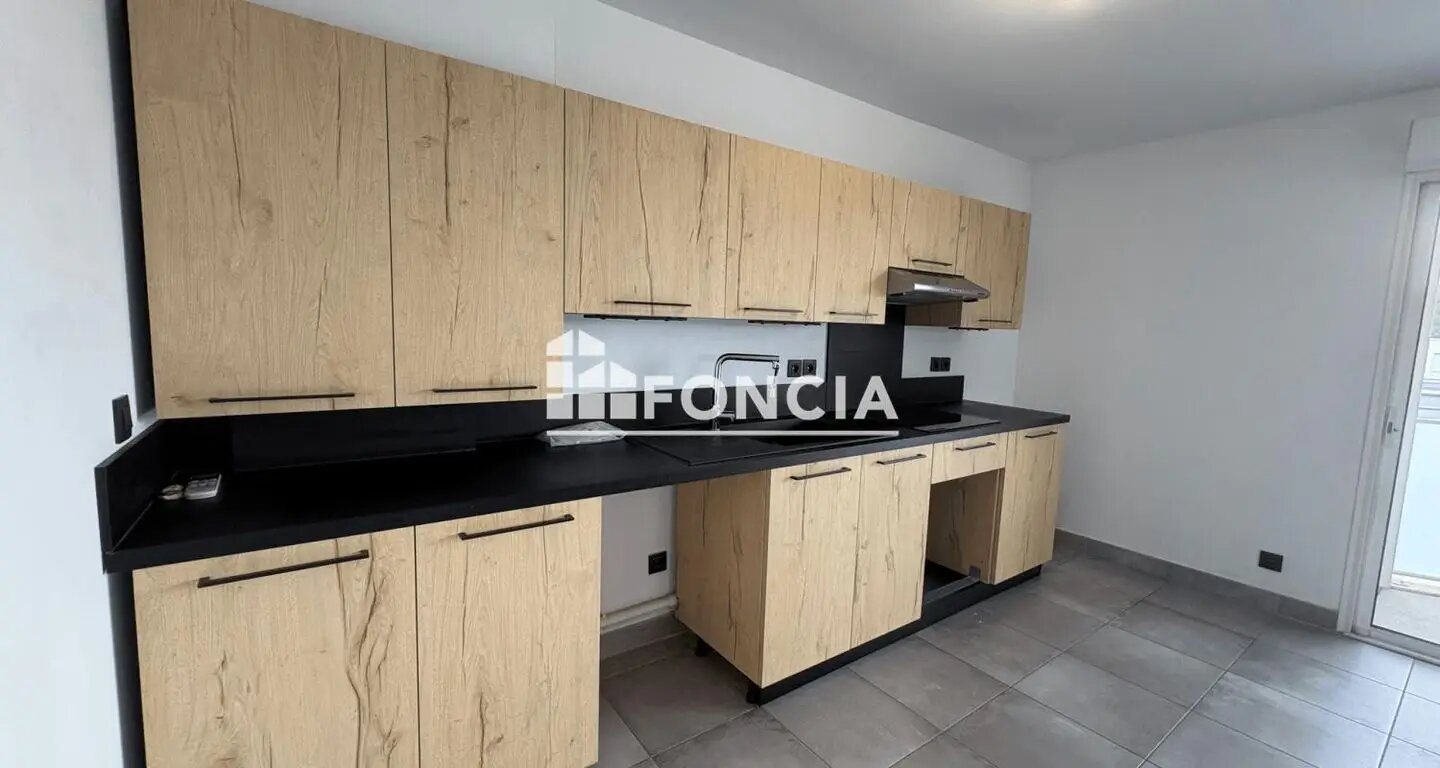 Appartement à louer, 69m², Avignon