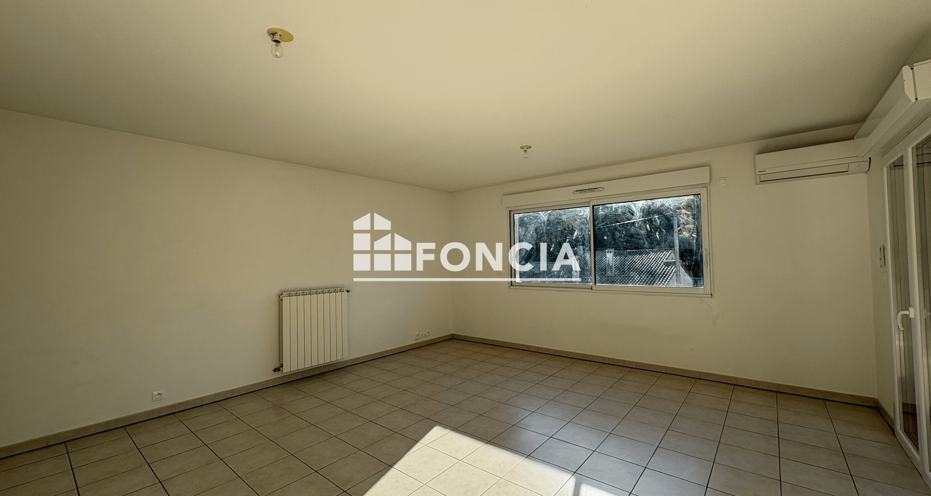 Appartement à louer, 67m², Robion