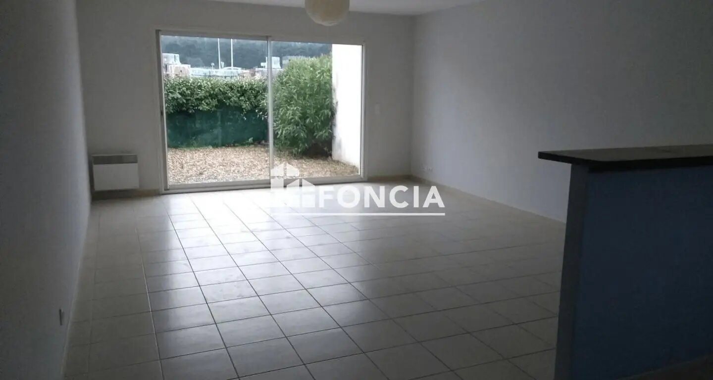 Appartement à louer, 83m², Rochefort-du-Gard