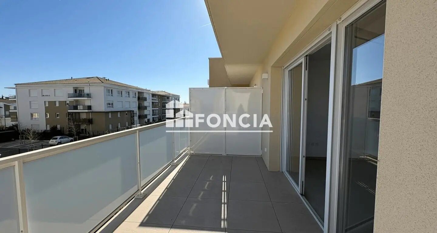 Appartement à louer, 48m², Monteux