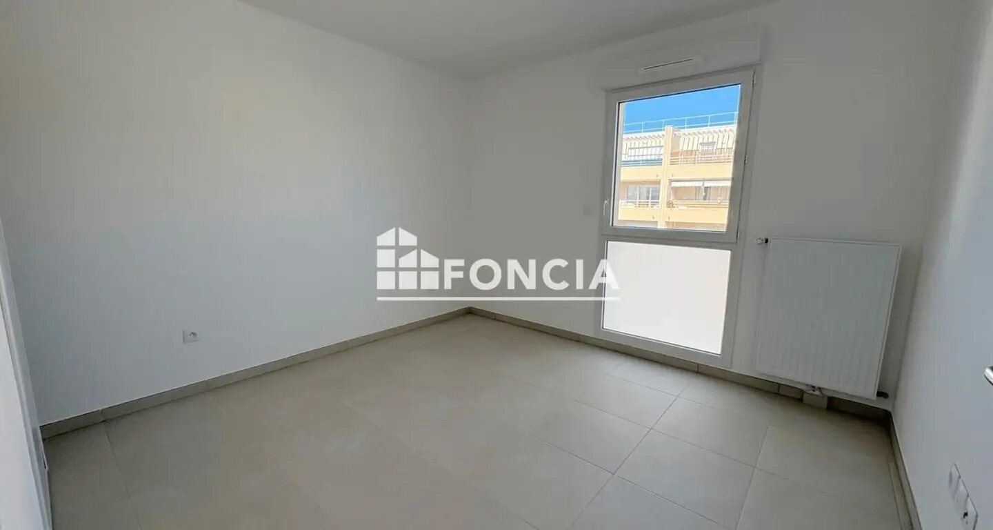 Appartement à louer, 48m², Monteux