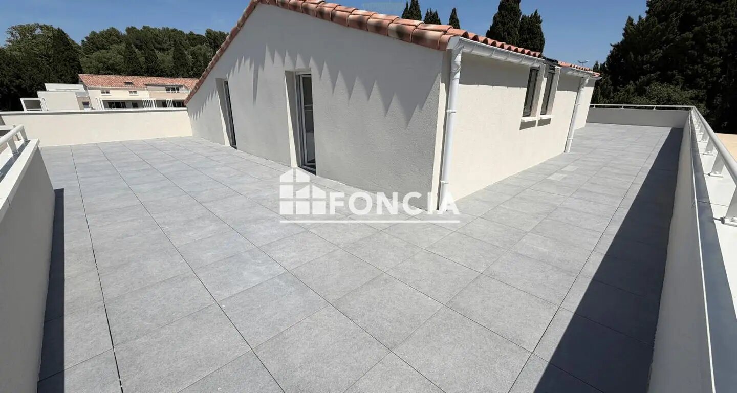 Appartement à louer, 97m², Saint-Rémy-de-Provence