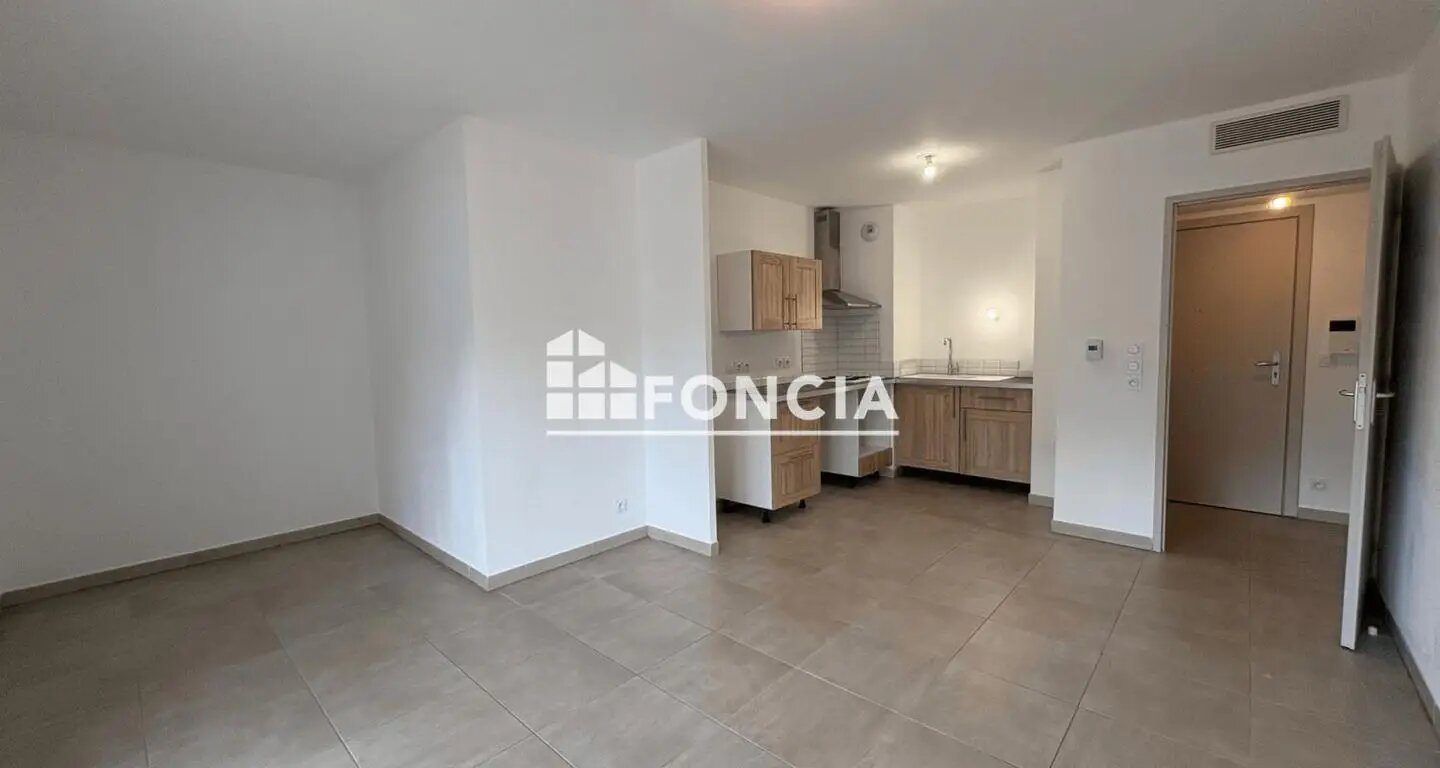 Appartement à louer, 42m², L'Isle-sur-la-Sorgue