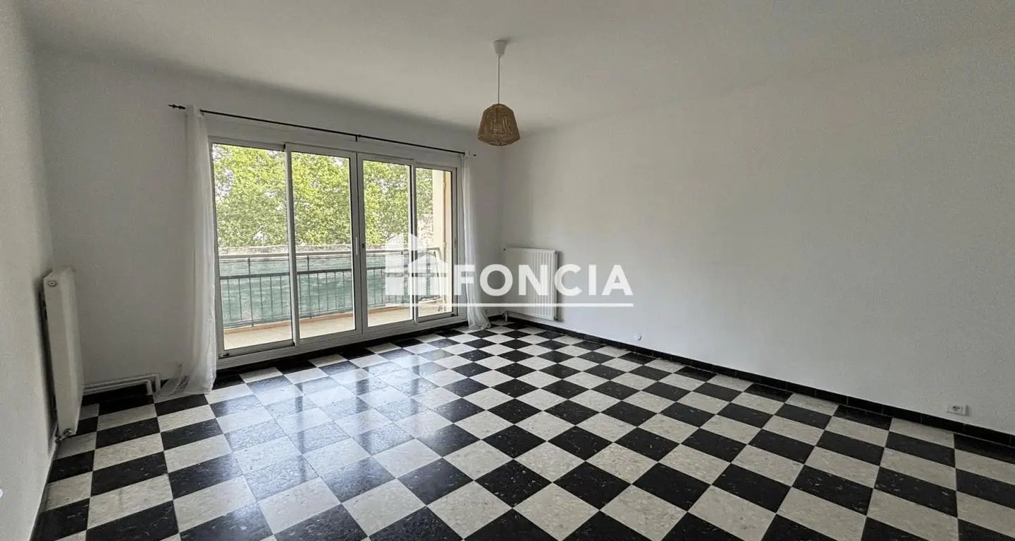 Appartement à louer, 79m², Avignon