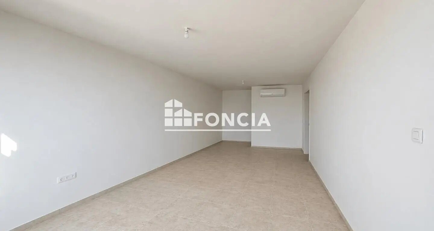 Appartement à louer, 122m², Lauris
