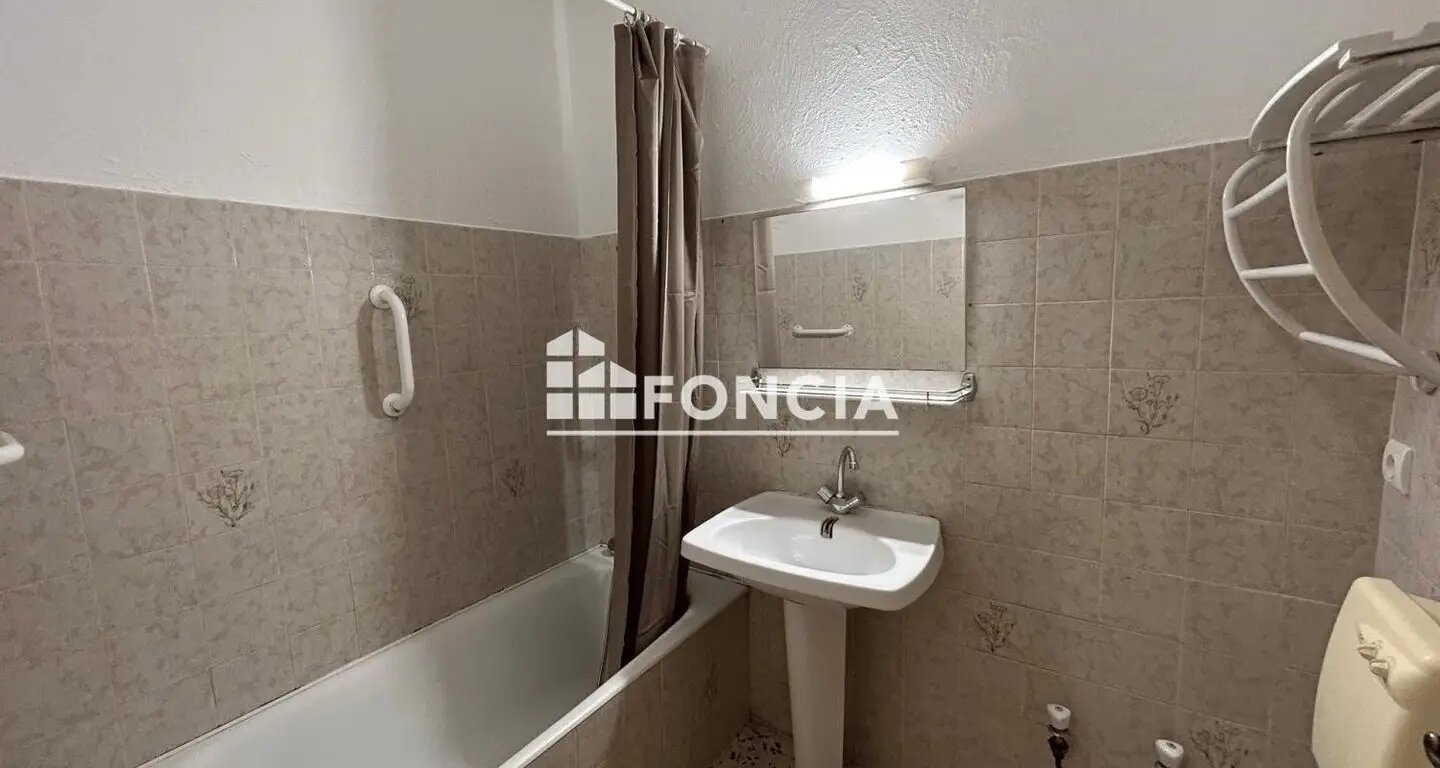Appartement à louer, 41m², Bagnols-sur-Cèze