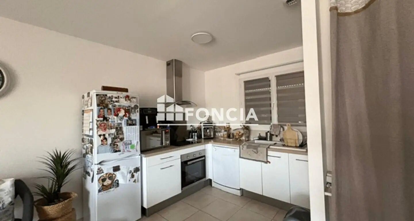 Appartement à louer, 60m², Althen-des-Paluds