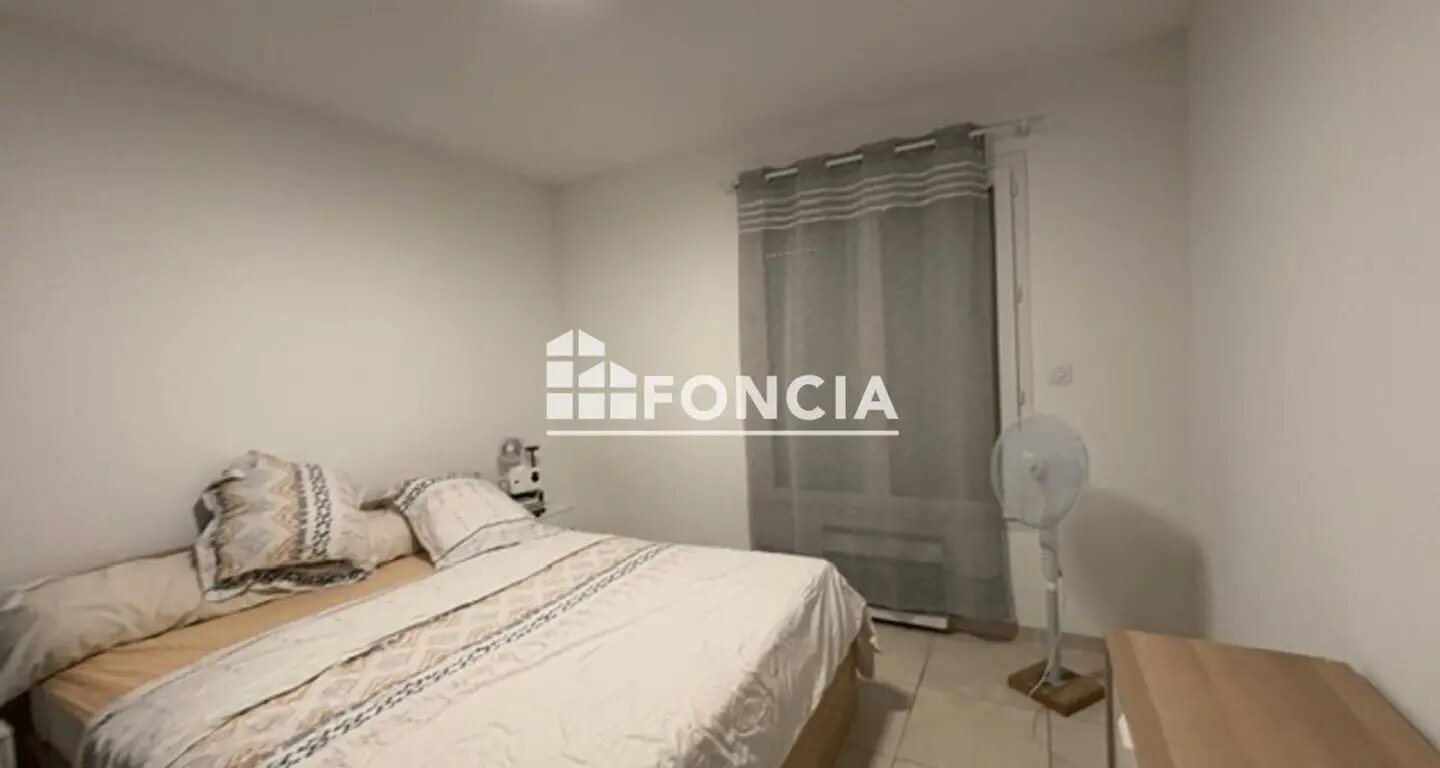Appartement à louer, 60m², Althen-des-Paluds
