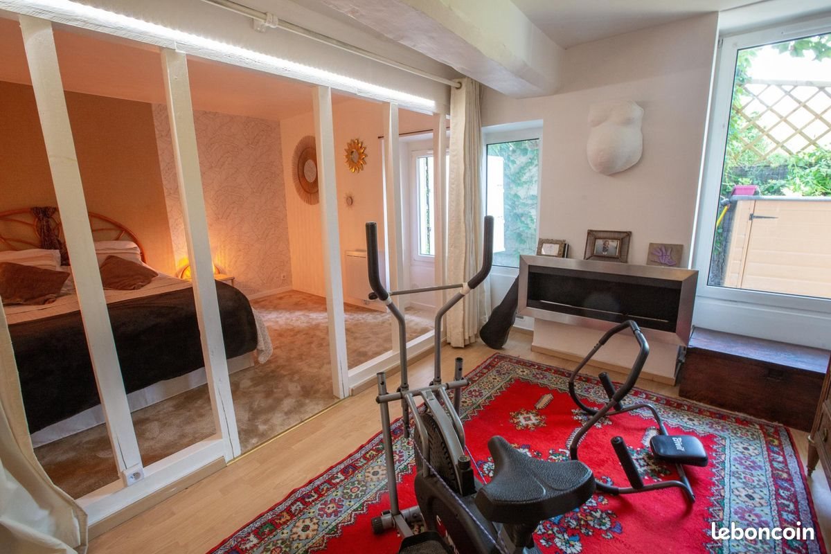 Maison à vendre, 147m², Le Mesnil-Saint-Denis