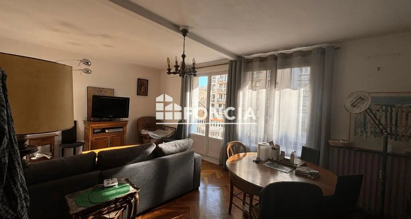 Appartement à vendre, 70m², Perpignan