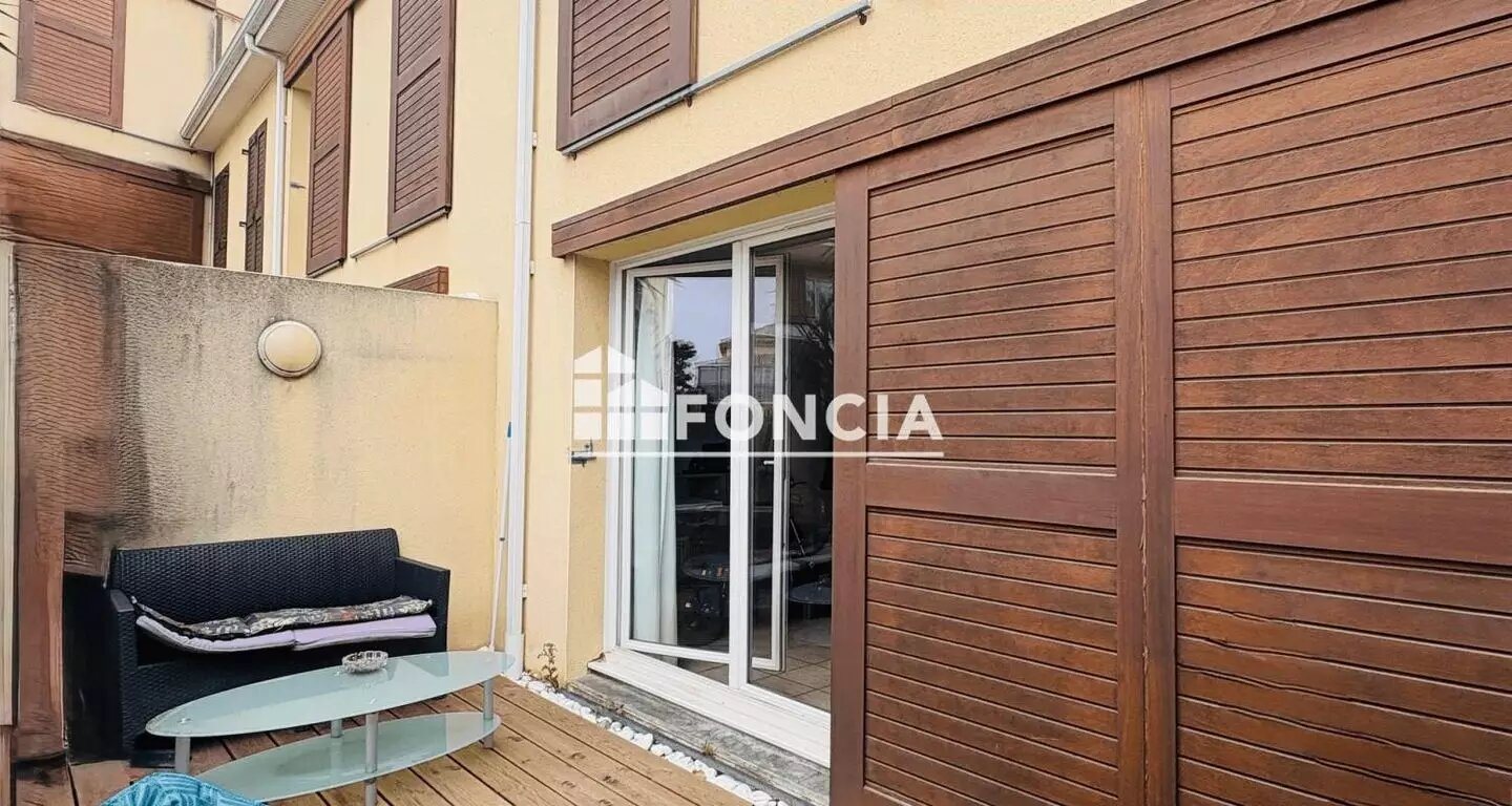 Maison à vendre, 82m², Pia