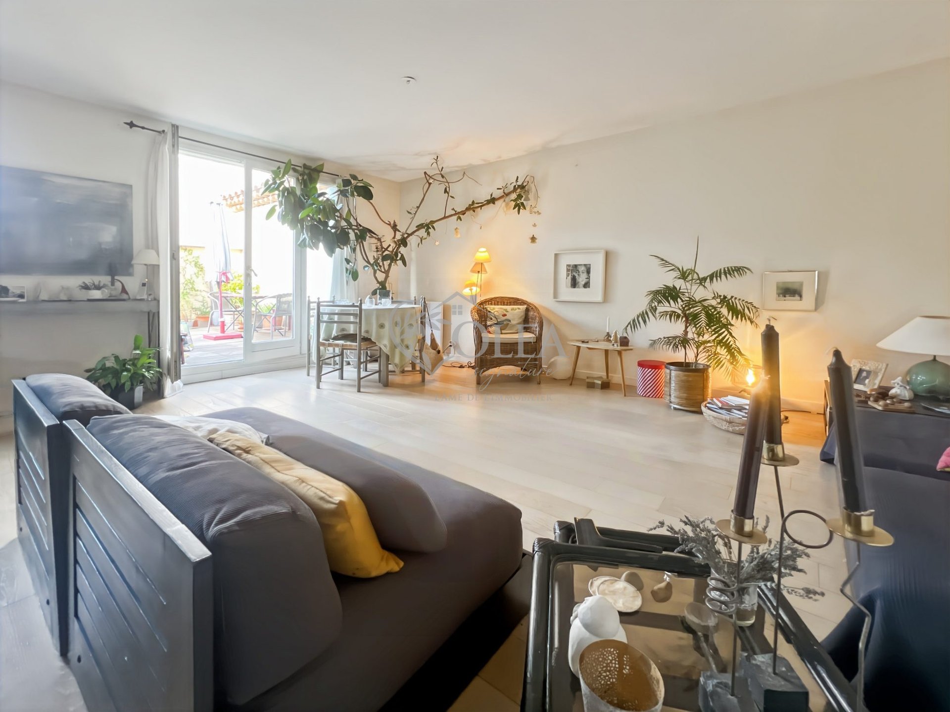 Appartement à vendre, 57m², Le Tholonet