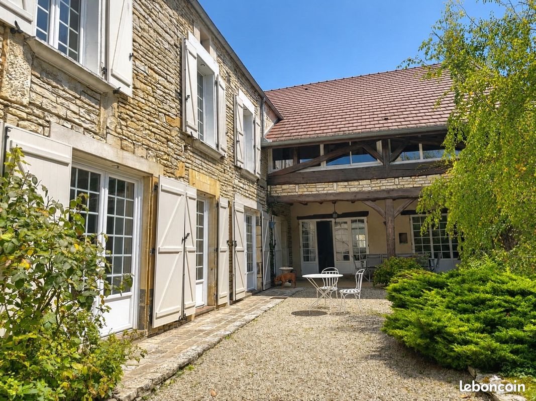 Maison à vendre, 191m², Tanlay