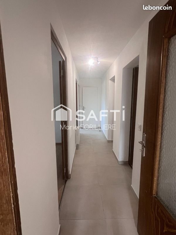 Maison à vendre, 160m², Saint-Médard-de-Guizières