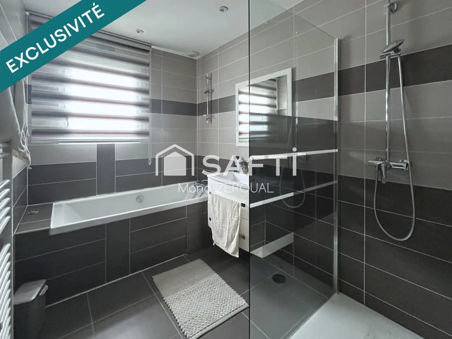 Maison à vendre, 137m², Pont-Evêque