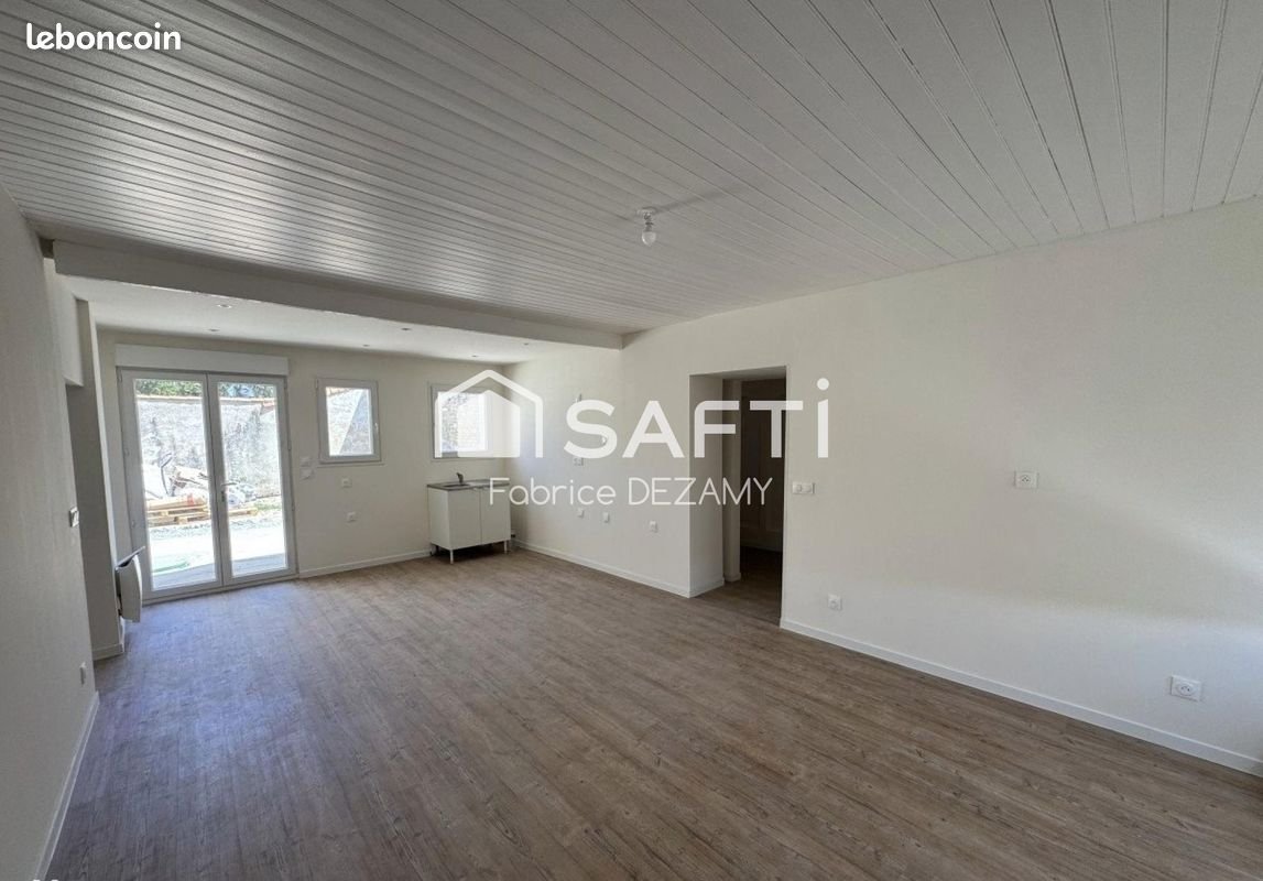 Maison à vendre, 84m², Les Magnils-Reigniers