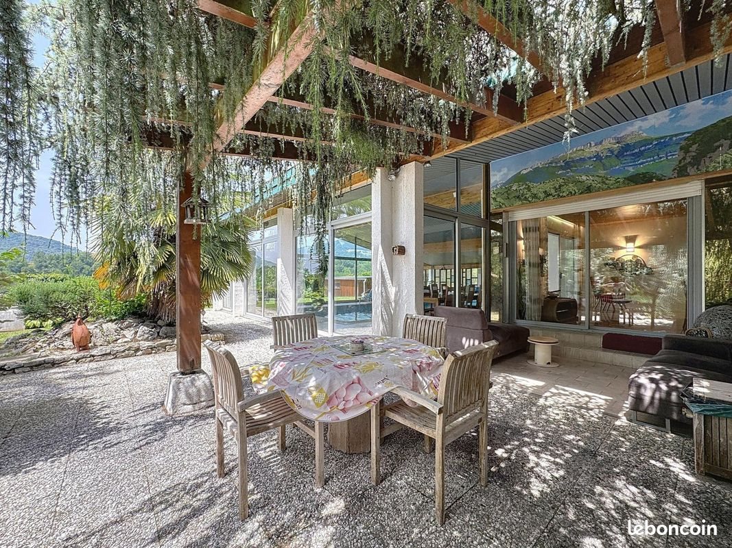 Maison à vendre, 225m², Saint-Étienne-de-Crossey