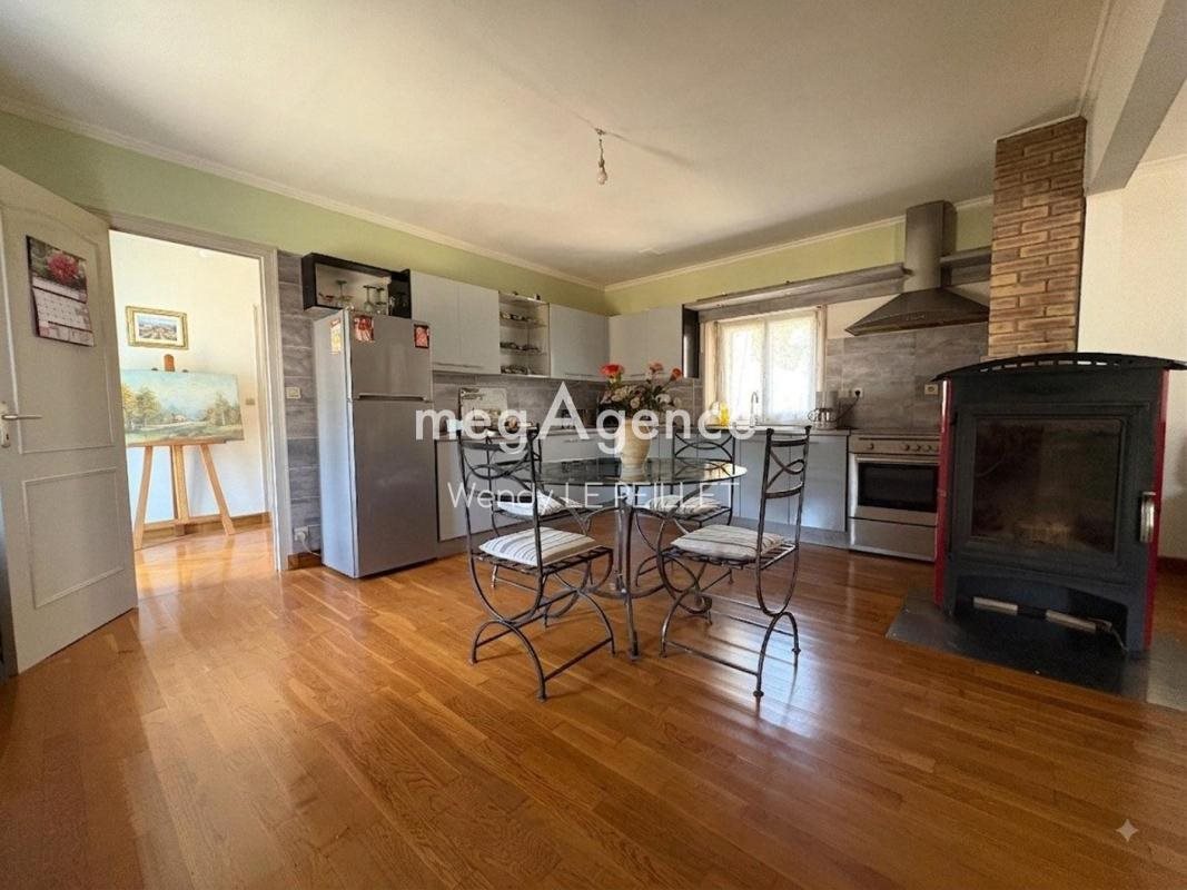 Maison à vendre, 160m², Tréglamus