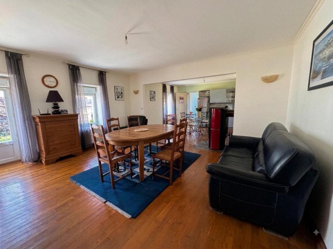 Maison à vendre, 160m², Tréglamus