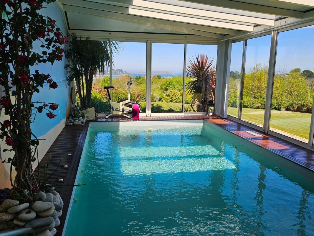 Maison à vendre, 234m², Saint-Quay-Perros