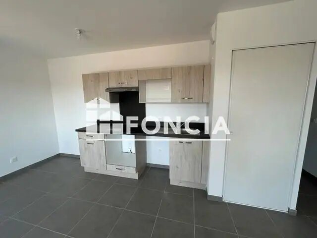 Appartement à louer, 65m², Le Luc