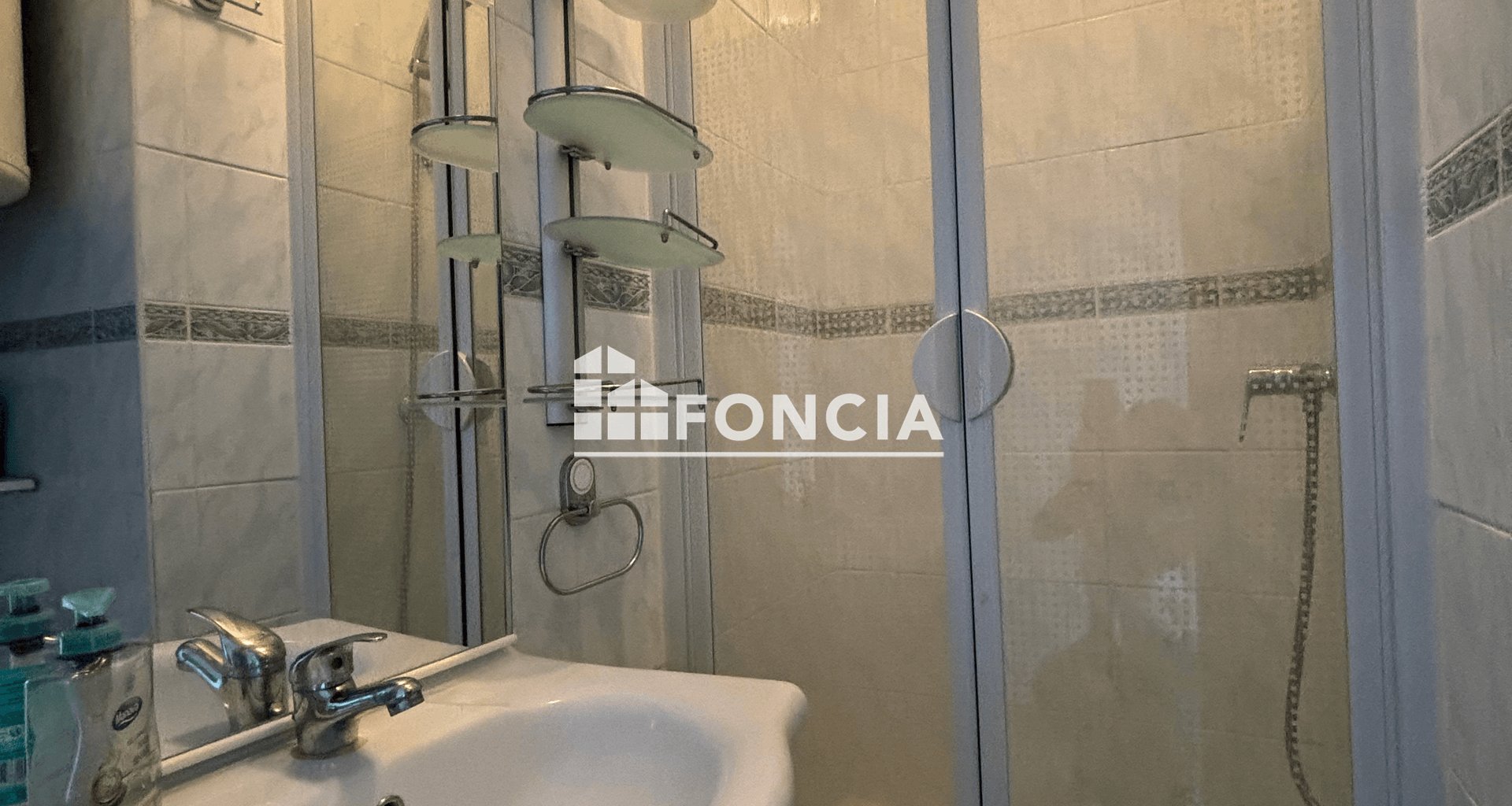 Appartement à louer, 20m², Le Lavandou