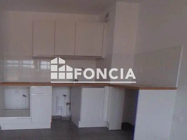 Appartement à louer, 63m², Le Luc