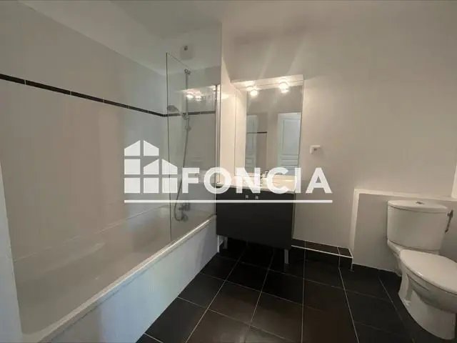 Appartement à louer, 49m², Saint-Raphaël
