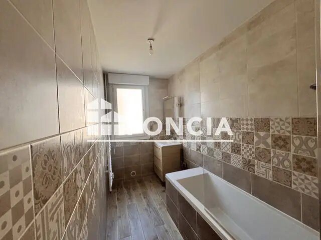 Appartement à louer, 65m², Saint-Raphaël