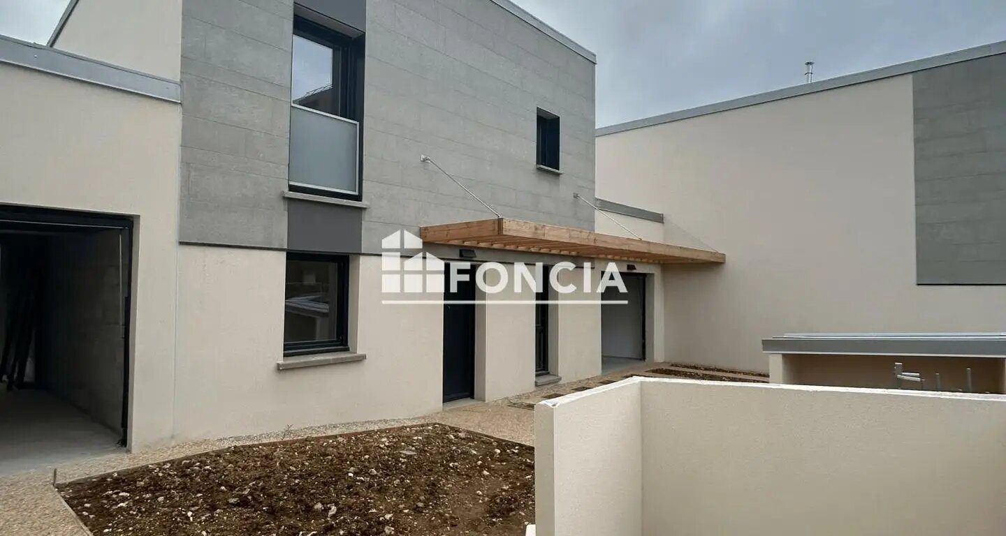 Maison à louer, 111m², Epinay-sous-Sénart