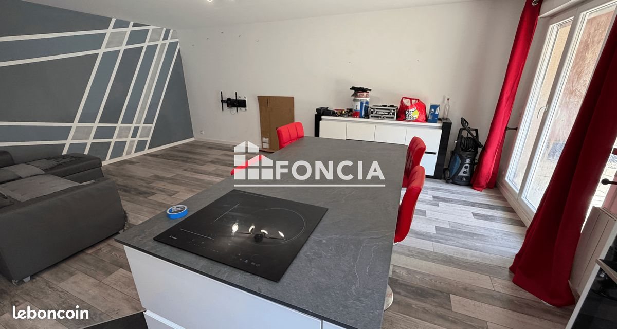 Appartement à louer, 75m², Etampes