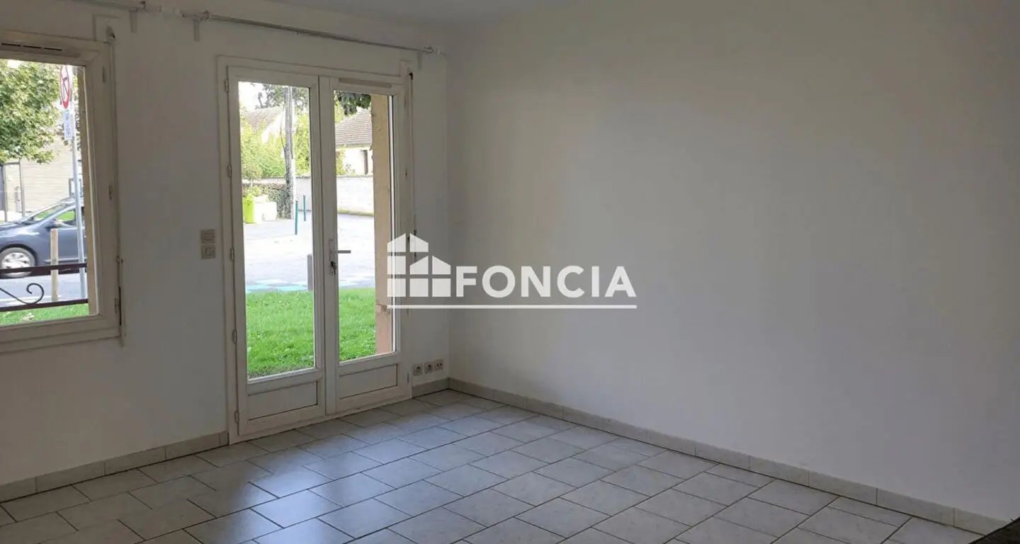 Appartement à louer, 37m², Angerville