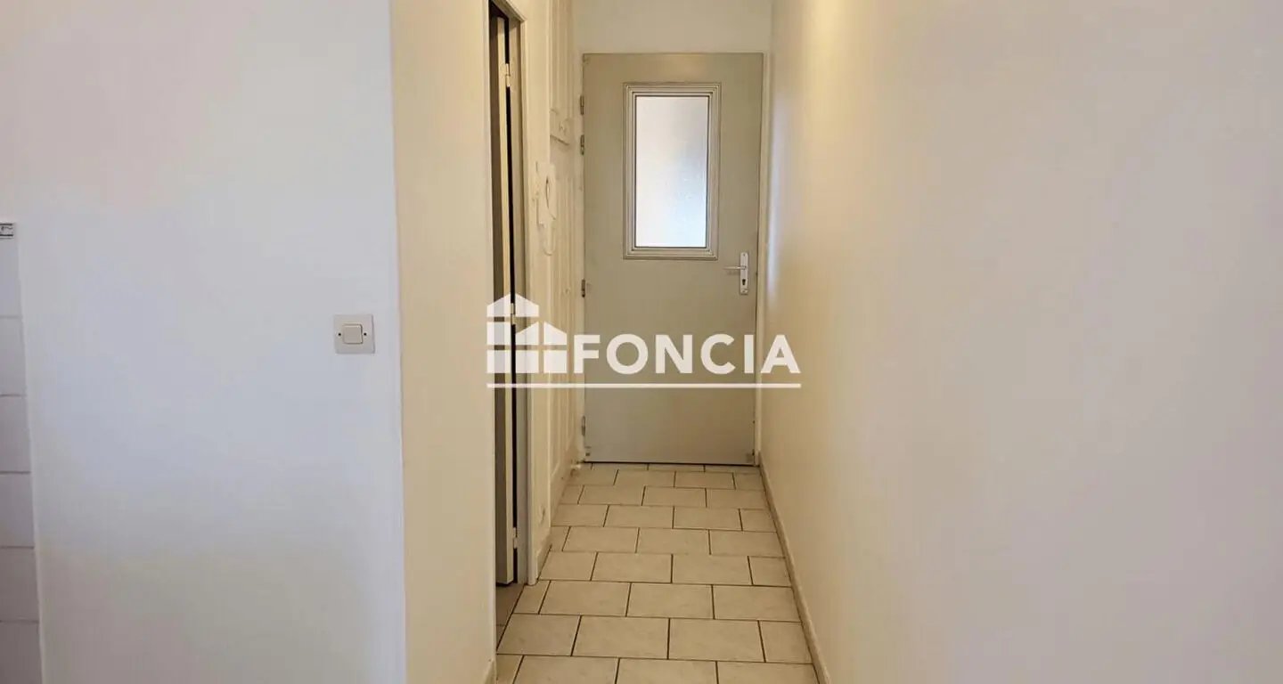 Appartement à louer, 37m², Angerville