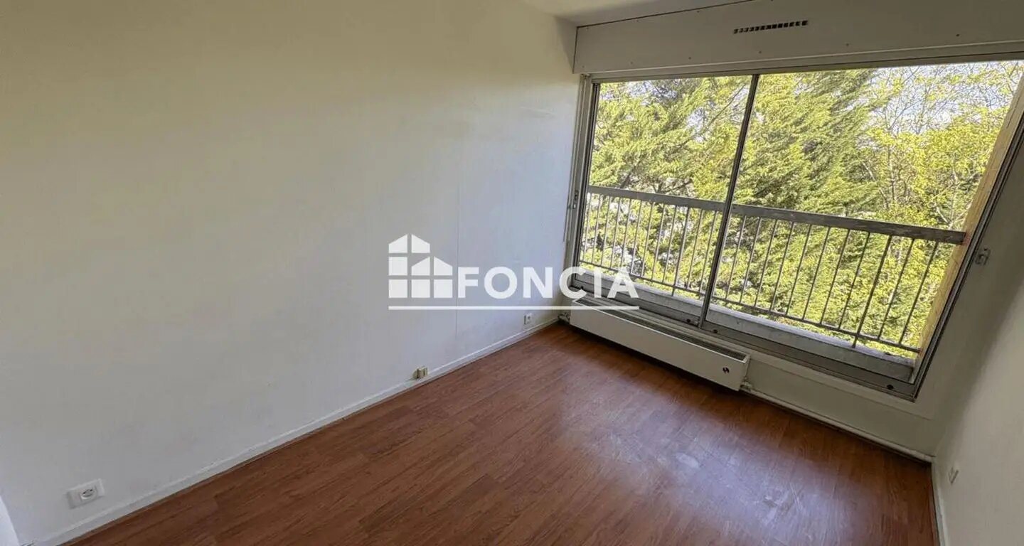 Appartement à louer, 80m², Brunoy