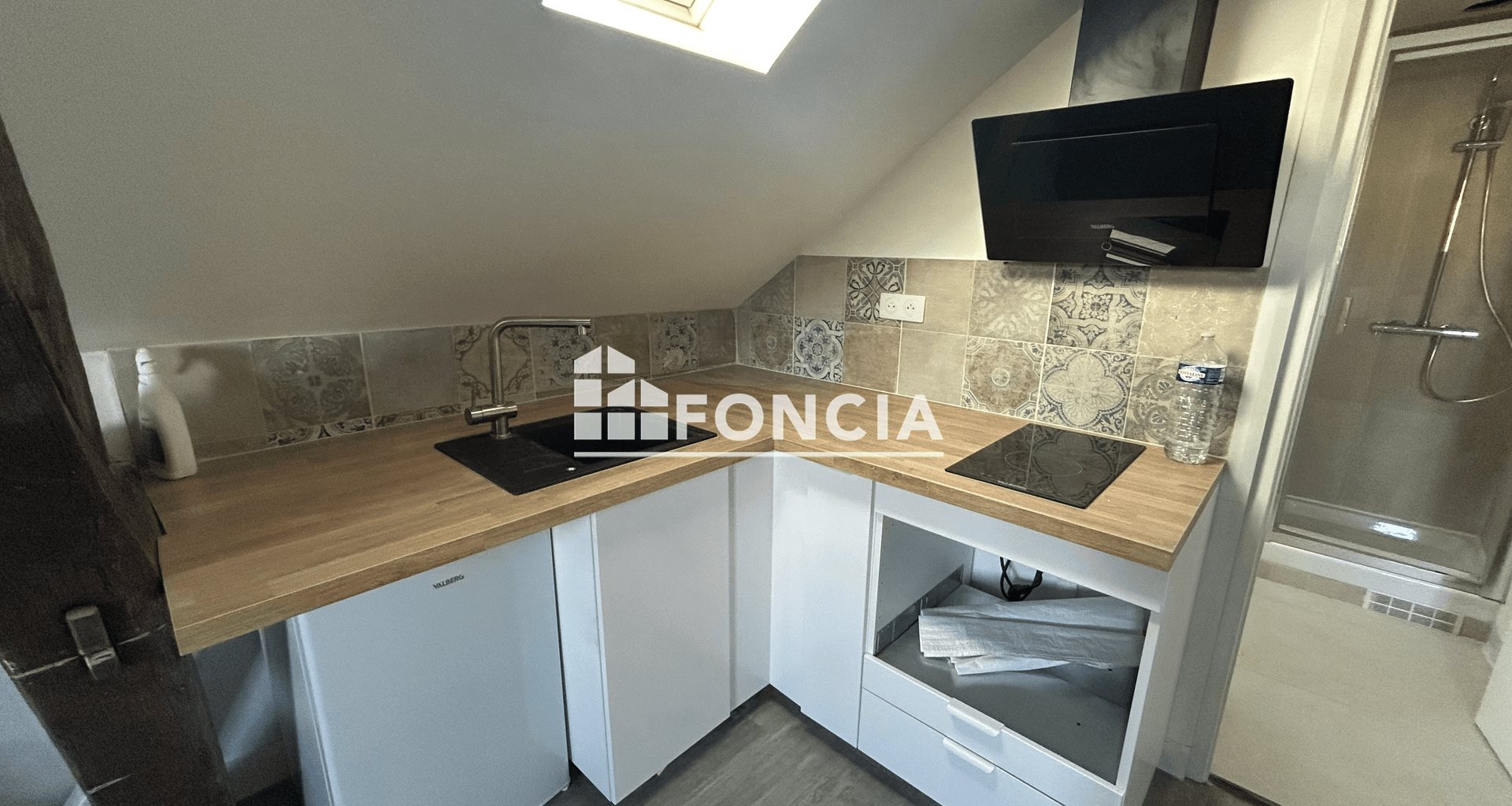 Appartement à louer, 28m², Evry