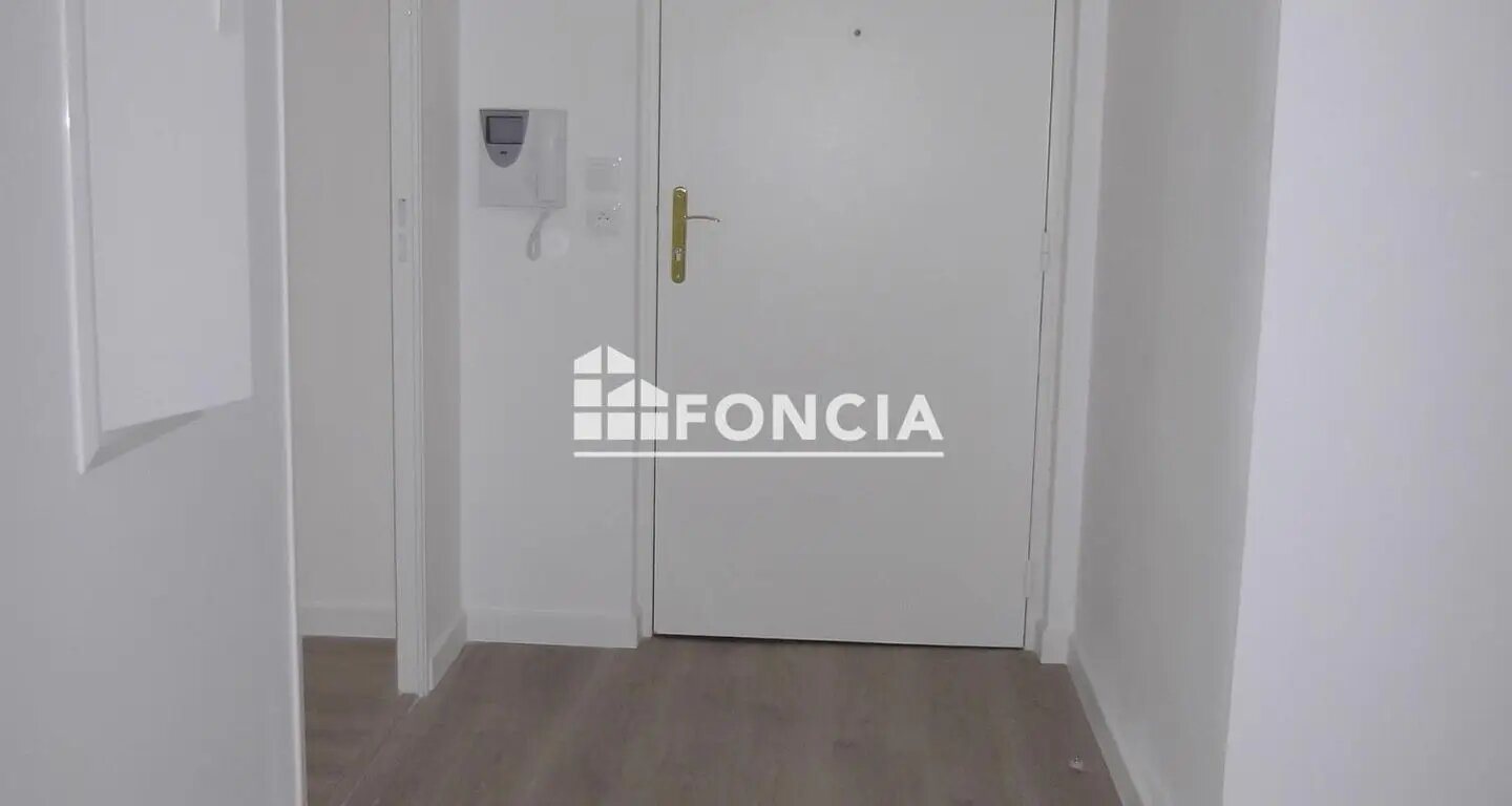 Appartement à louer, 65m², Etampes